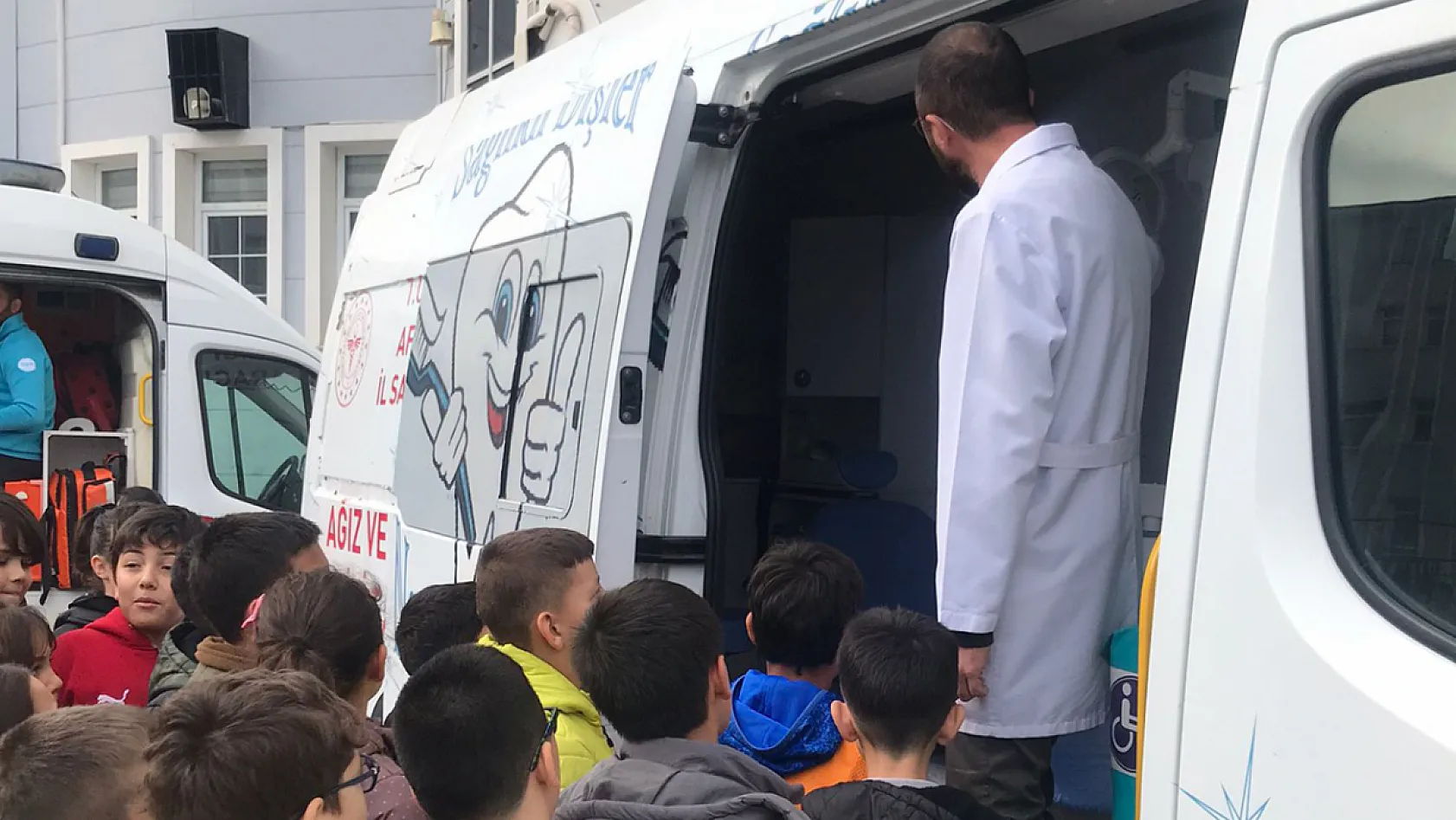 Hoca Ahmet Yesevi İlkokulu'nda Sağlıklı Gelecek Eğitimi