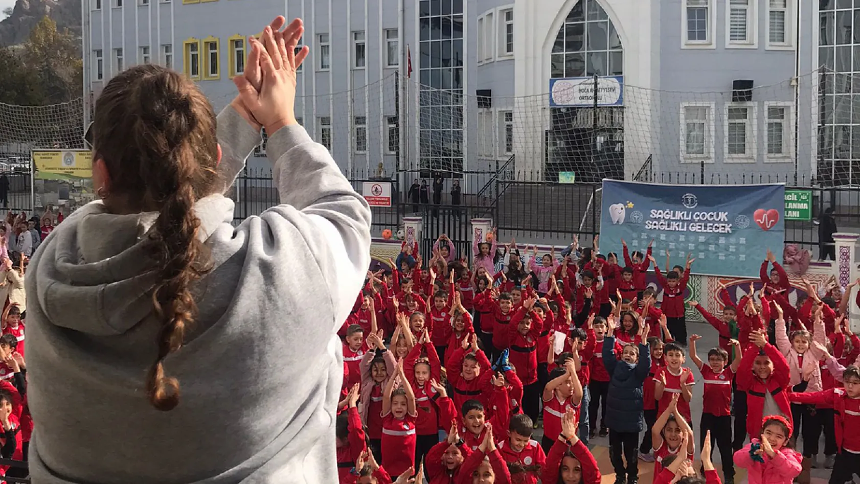Hoca Ahmet Yesevi İlkokulu'nda Sağlıklı Gelecek Eğitimi