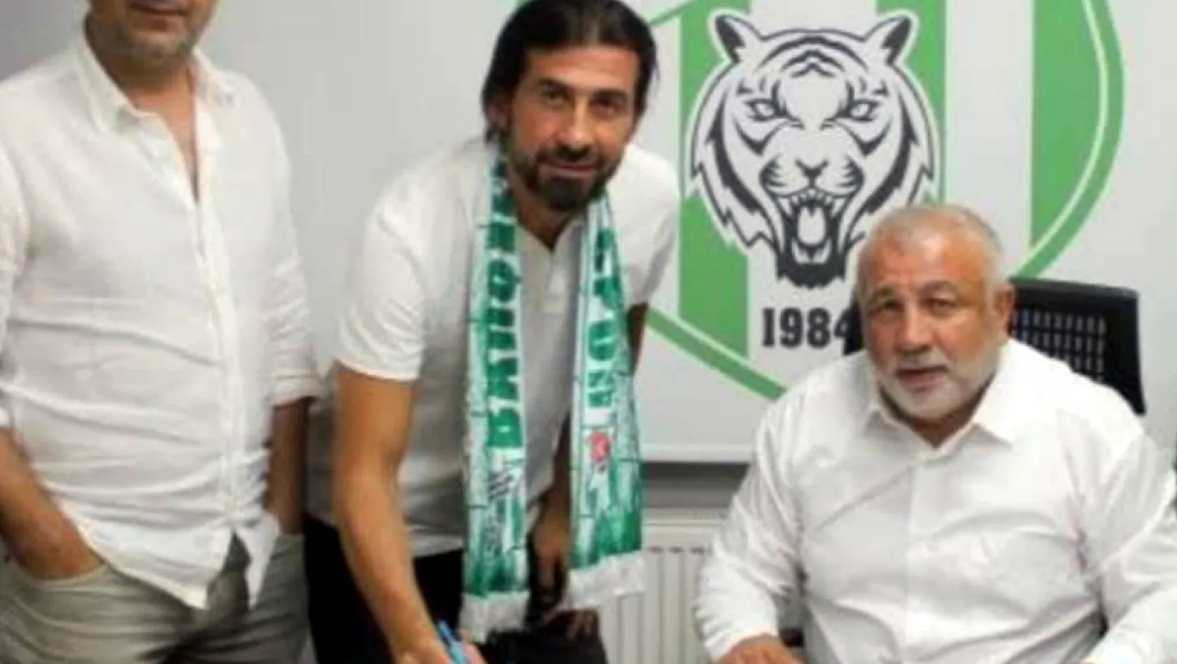 1923 Afyonspor Yeni Hoca İle Anlaştı