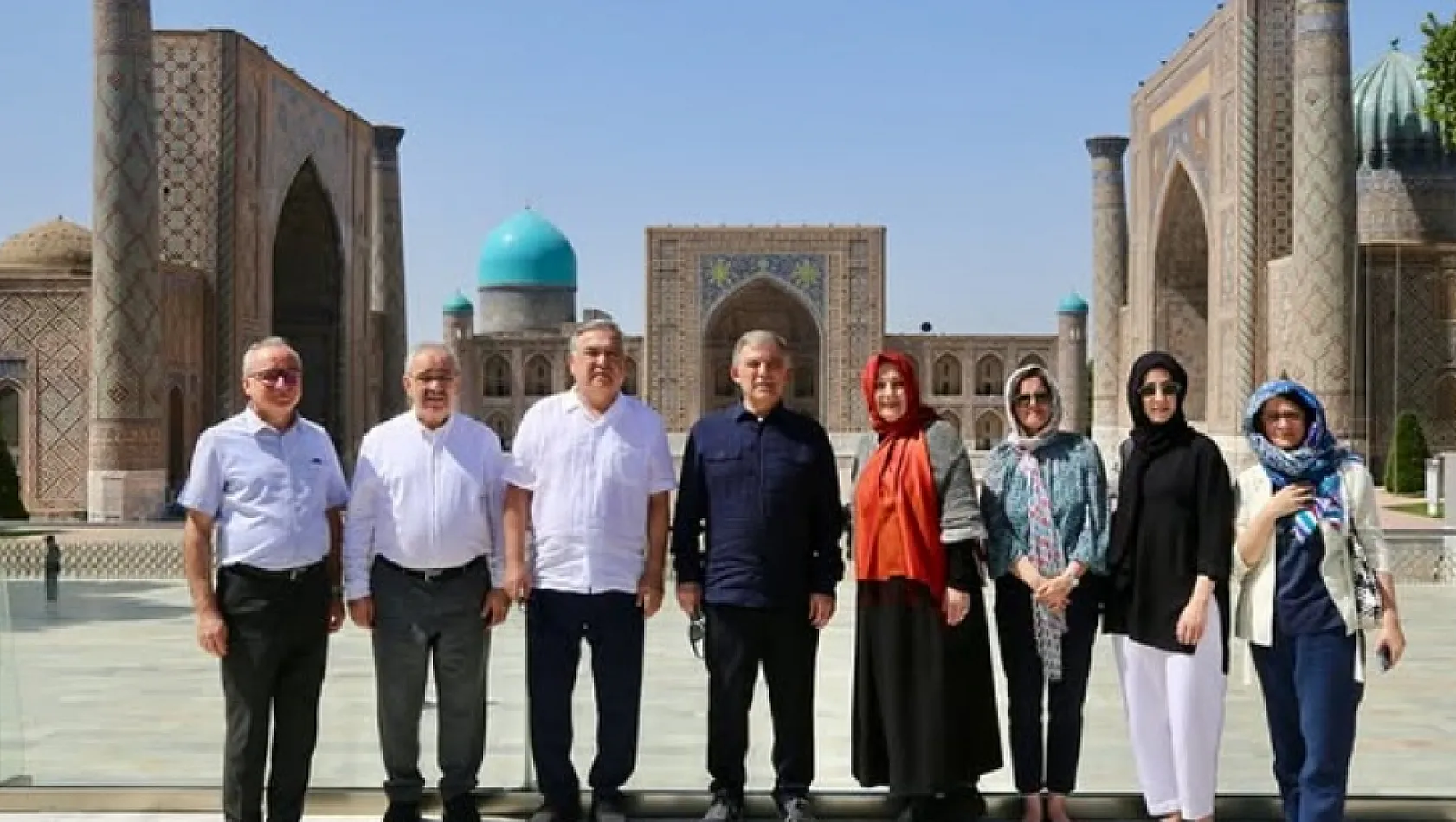 Abdullah Gül'den Özbekistan Övgüleri