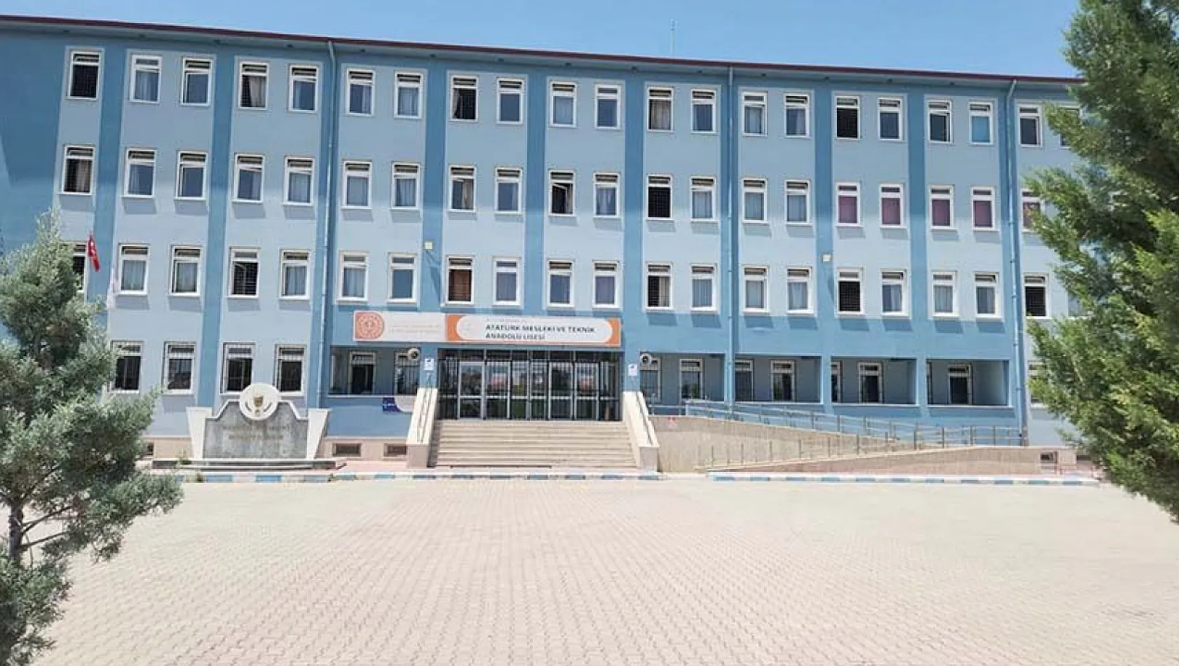 Afyon'da Bir İlk: Hasta ve Yaşlı Bakımı İçin Açık Lise Açıldı!