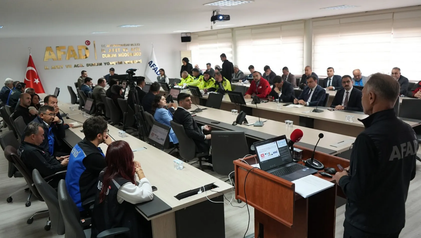 Afyon'da Kış Tedbirleri Alınmaya Başlandı