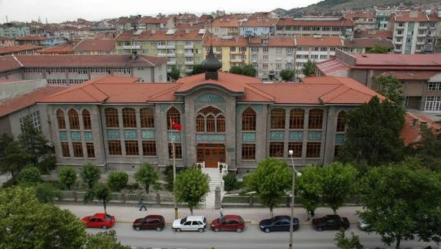 Afyon Lisesi Mezunları, Yıllar Sonra Buluşuyor