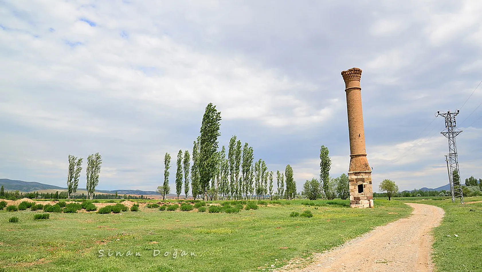 Afyon'da Ayakta Kalan Tarih: Kırık Minare