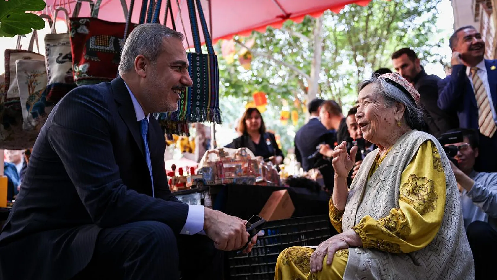 Dışişleri Bakanı Hakan Fidan, Doğu Türkistan’da