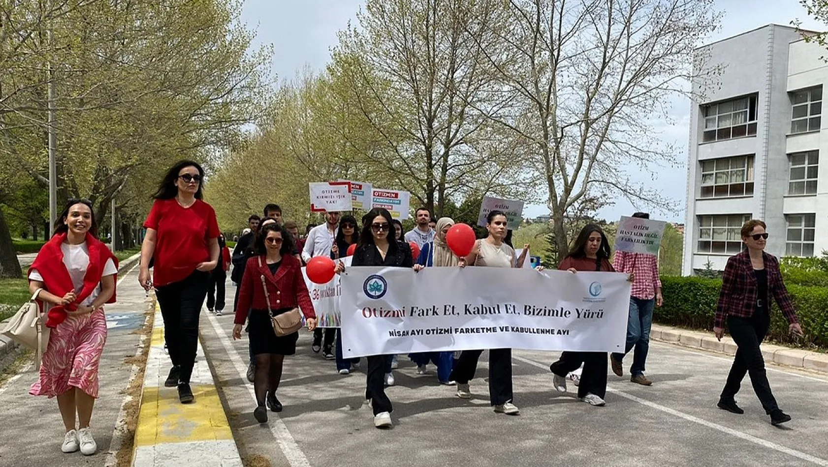 ESOGÜ'de Otizm Farkındalık Ayı Etkinlikleri Düzenlendi