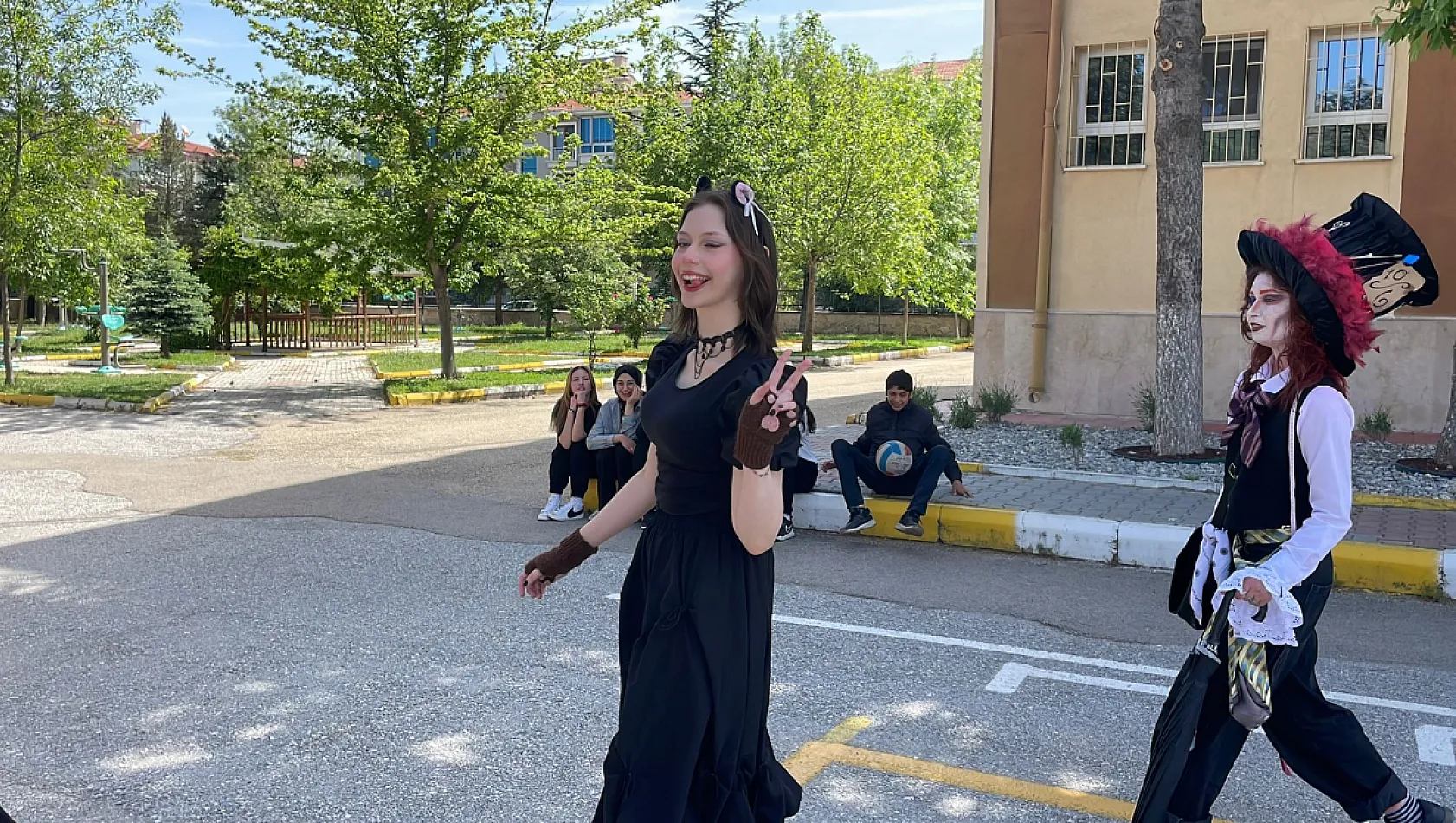 Afyon'da Roman Gibi Mezuniyet