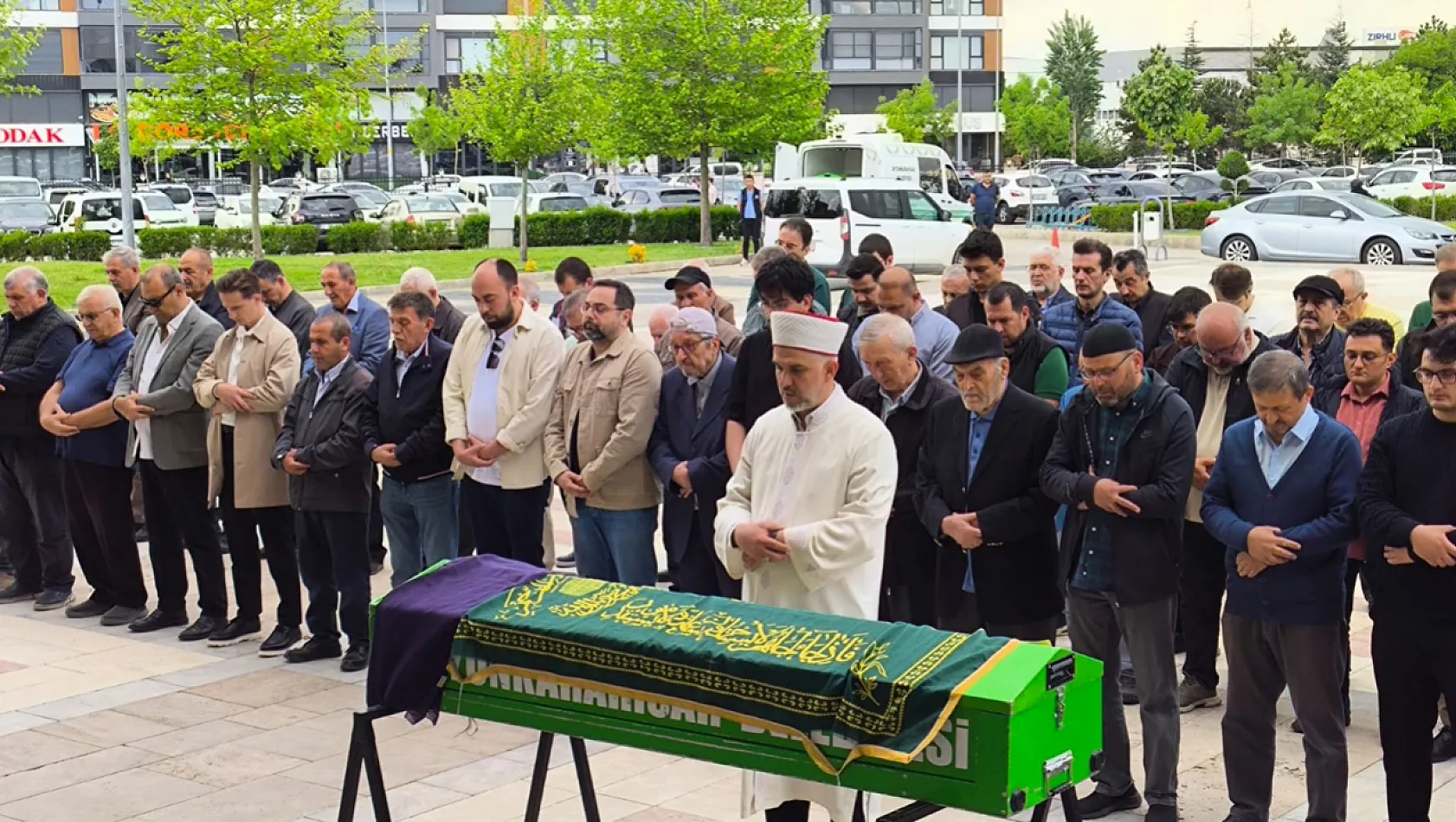 Hayırsever Enise Diler Son Yolculuğuna Uğurlandı