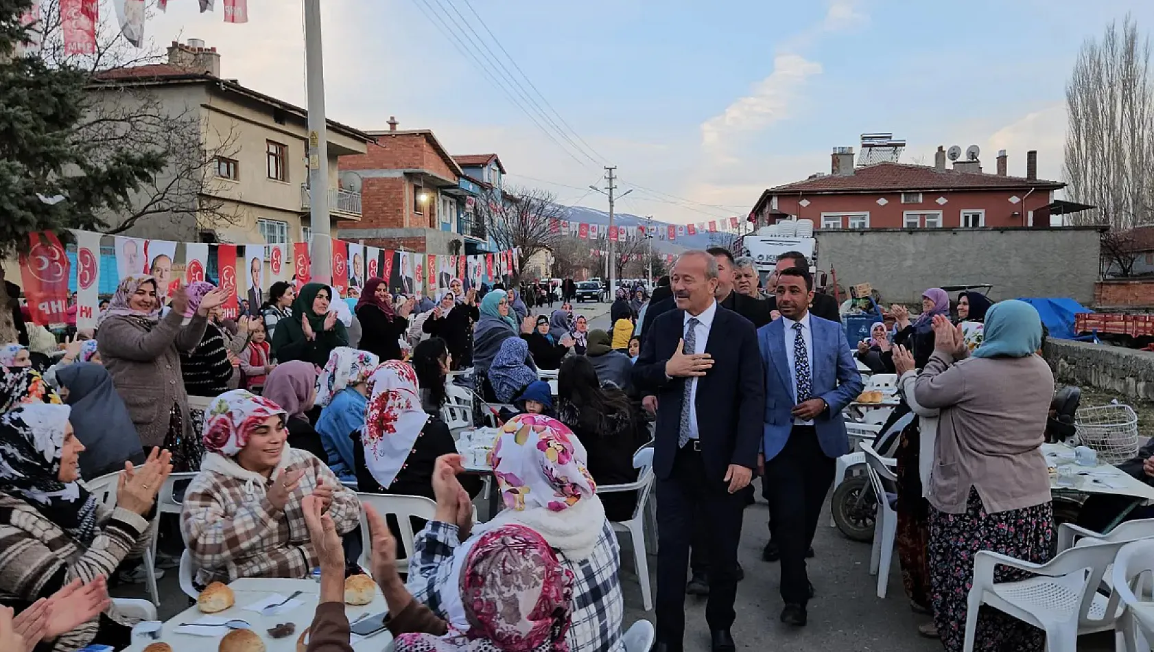 'Hem Partimize Hem De Adaylarımıza Büyük Tevecüh Gösteriliyor'