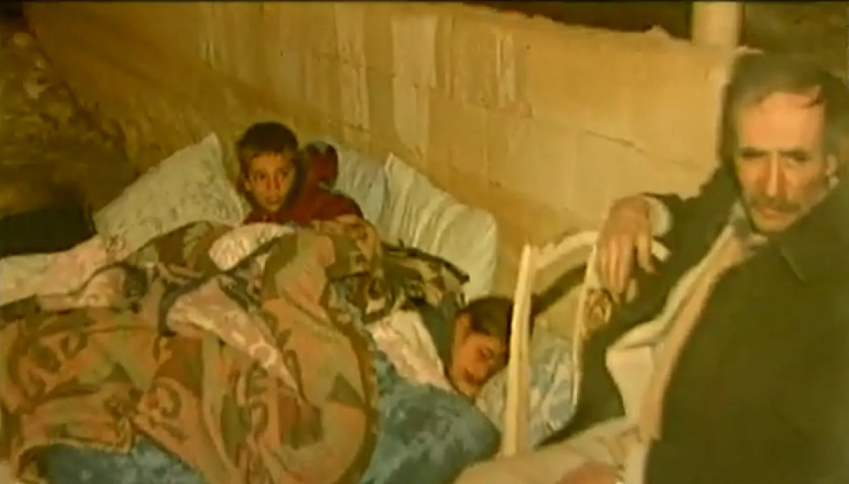 Afyon 6.5 Büyüklüğünde Depremle Sarsıldı!