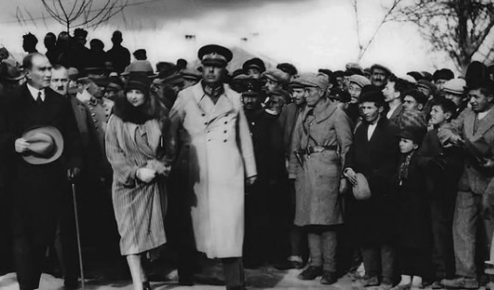 94 Yıl Önce Afyon'da Bu Zamanlar: 'Varol Halaskar'