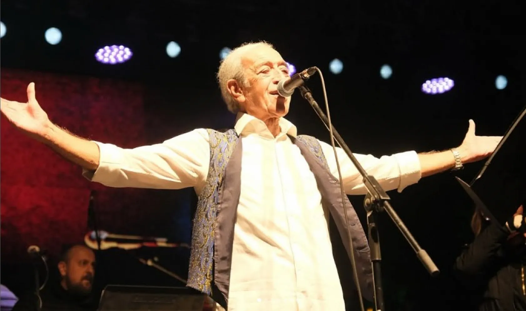 Usta Sanatçı Edip Akbayram Hakkında Bilinmeyenler