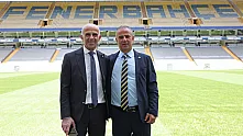 Fenerbahçe'nin Futbol Yönetimi, 103 Gollü Sezonun Efsanelerine Emanet