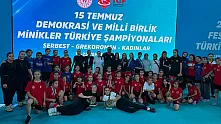 Madalyalar Yağmur Olup Yağdı