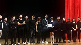 AFSÜ, Tiyatro Festivali'nde Temsil Edildi