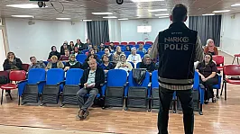 Afyon'da Polis Annelerle Buluştu