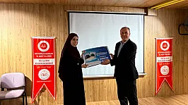 Bilgili Gençlere Umre Ödülü Verildi