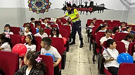 Jandarma 6 Ayrı Noktada Trafik Eğitimleri Verdi