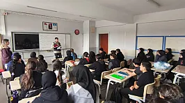 Jandarmadan Öğrenci Ve Öğretmenlere Siber Güvenlik Eğitimi