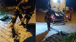 Menfeze Düşen Yavru Köpeği İtfaiye Ekipleri Kurtardı