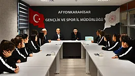 Milli Güreşçilere Çok Özel Tebrik