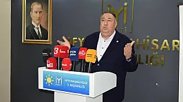 Mısırlıoğlu'ndan Karne Tepkisi: Atatürk Vazgeçilmezdir