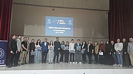 Münazaranın birincisi Süleyman Demirel Fen Lisesi