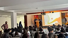 Polis Ekipleri Tek Tek Anlattı Afyon'da Lise Öğrencilerine Önemli Uyarılar!