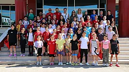 Yeterli Beslenme Gelişim Ve Performans Yüksekliği İçin Zorunlu