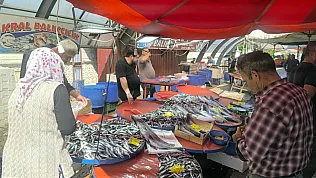 Afyonkarahisar'da Balıkçı Tezgahlarında Hareketlilik Başladı
