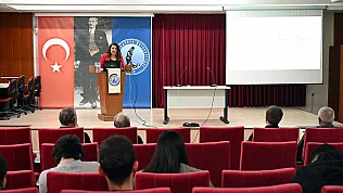 AKÜ'de Cumhuriyet Konferansı: Saraydan Cumhuriyete Egemenlik Dönüşümü