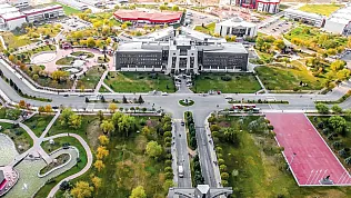 AKÜ'nün Uluslararası Projelerine Tam Not