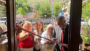 Ege'nin Tek Kadın Baston Ustası Hayalini Gerçekleştirdi! Afyon'da Atölyesini Açtı