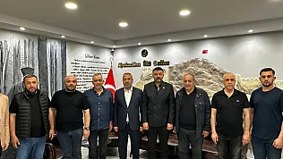 İş İnsanlarından Afyonkarahisar Ülkü Ocakları'na Hayırlı Olsun Ziyareti