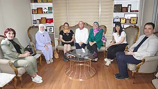 Kent Konseyi Kadın Meclisi'nden Kocatepe Gazetesi'ne Ziyaret