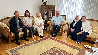 MHP KAÇEP Heyeti, Babalar Günü'nde Şehit Babasını Ziyaret Etti