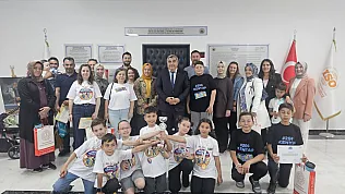 Müdür Sünnetci, Başarılı Öğrencilere Belge Verdi
