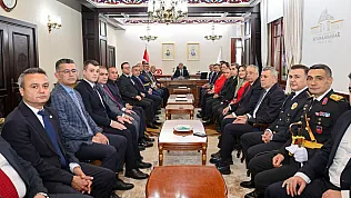 Zaferin Şehrinde 103. Yıl Gururu: Vali Naci Aktaş Protokolü Makamında Ağırladı