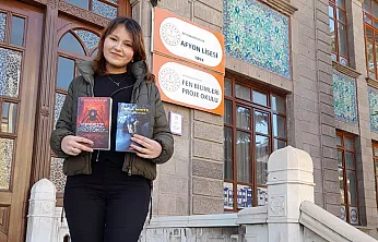 16 Yaşında 3 Kitap Yazdı Afyon'dan Çıkan Genç Yetenek!