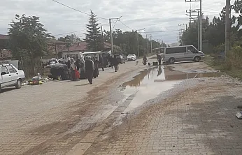 20 Yıllık Pazar Yeri Sorunu!  Evciler'den Kaymakam'a Dikkat Çeken Talep: Kadınlar Da Katılsın