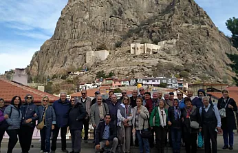 53 Yıl Sonra Aynı Masada: İTÜ'lüler Afyon'da Buluştu!