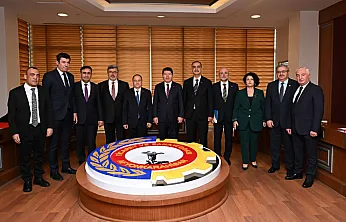 Adalet Bakanı Tunç, Afyon'da İş İnsanlarıyla Buluştu