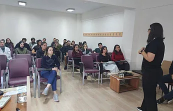 AFSÜ Diş Hastanesi Personeli Önemli Bir Eğitimden Geçti