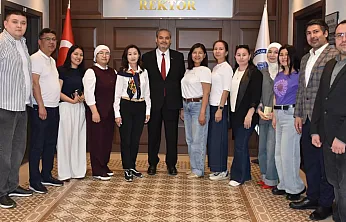 AFSÜ İle Türk Dünyası El Ele