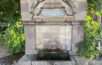 Afyon'da 260 Yıllık Tarih Bakımsızlığa Terk Edildi