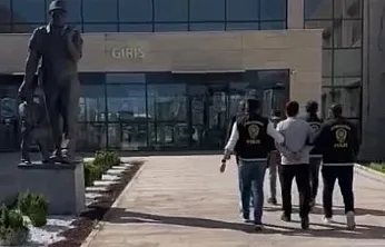 Afyon'da 4 Adrese Baskın