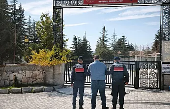 Afyon'da Aranan 50 Kişi Yakalandı, 15'i Tutuklandı