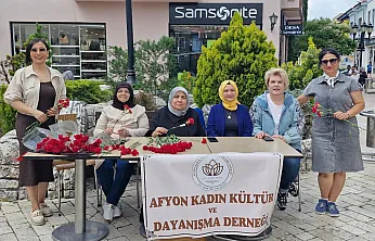 Afyon'da AVM'ye Gelen Babalara Sürpriz!