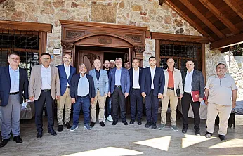 Afyon'da Dev Dönüşüm Başlıyor: Tarımdan Sağlığa Yeni Hamleler