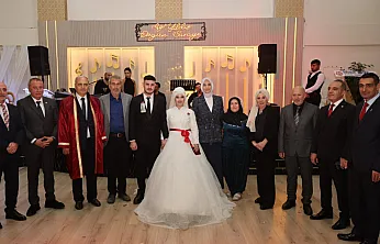 Afyon'da Düğün Törenine Protokol Akını